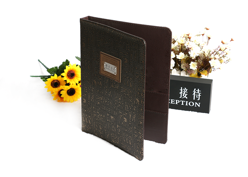 復古埃及紋，突出它的高貴