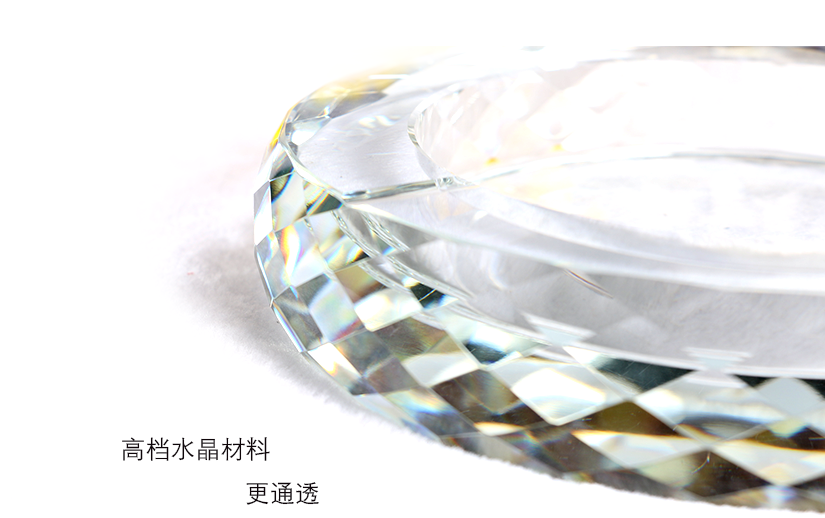 高檔水晶材質，更通透折射性更好