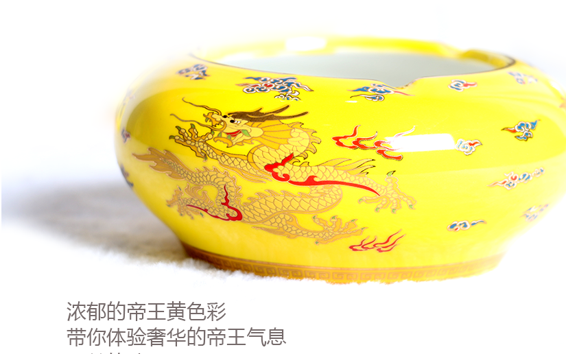 色彩亮麗，彰顯尊貴氣質