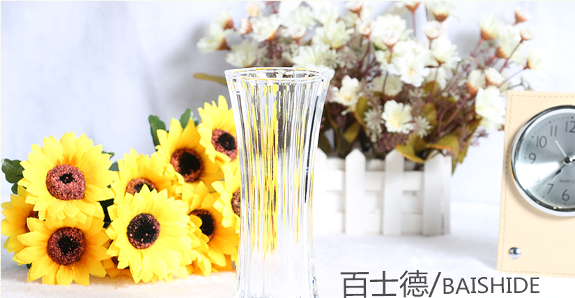 百士德工藝精制的花瓶